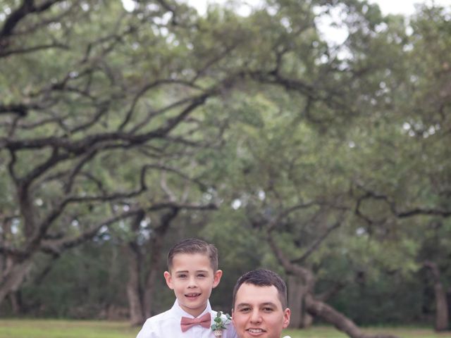 Coby and Brittney&apos;s Wedding in New Braunfels, Texas 8