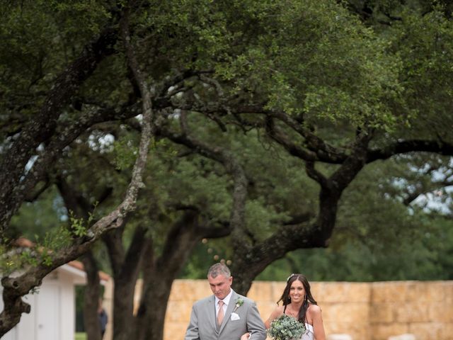 Coby and Brittney&apos;s Wedding in New Braunfels, Texas 22