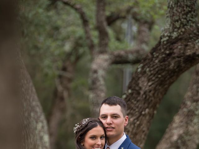 Coby and Brittney&apos;s Wedding in New Braunfels, Texas 43