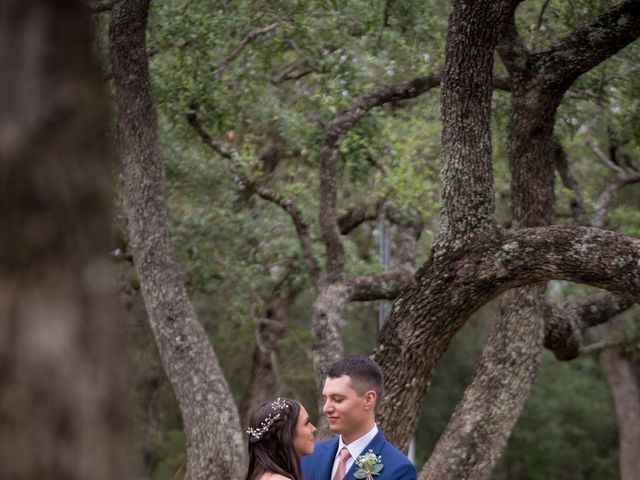 Coby and Brittney&apos;s Wedding in New Braunfels, Texas 44