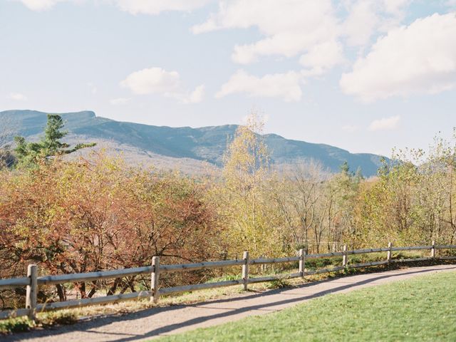 Anthony Westfall and Lauren Moscone&apos;s Wedding in Stowe, Vermont 15