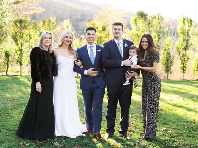 Anthony Westfall and Lauren Moscone&apos;s Wedding in Stowe, Vermont 19