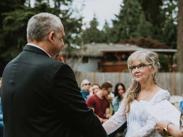 Ken and Tracy&apos;s Wedding in Snohomish, Washington 18