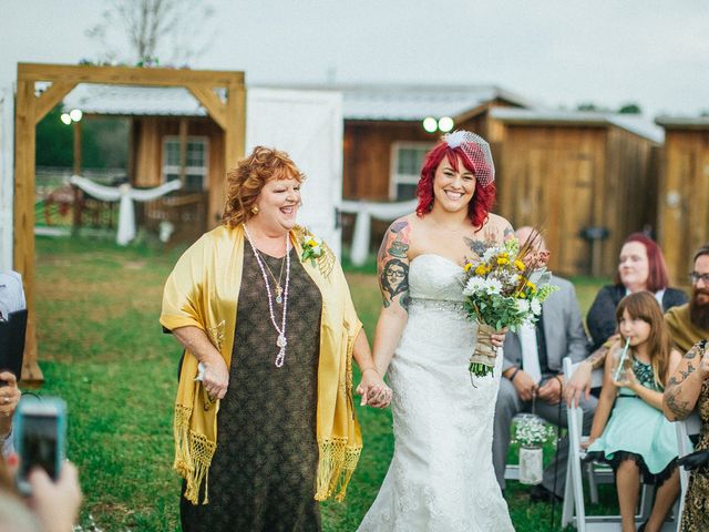 Melissa and Jonathon's Wedding in Plant City, Florida 19