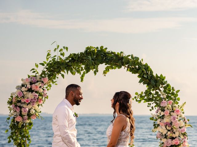 Guilherme and Caren&apos;s Wedding in Cancun, Mexico 27