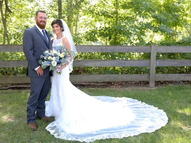 Kelcy and Derek&apos;s Wedding in Crawfordsville, Indiana 3