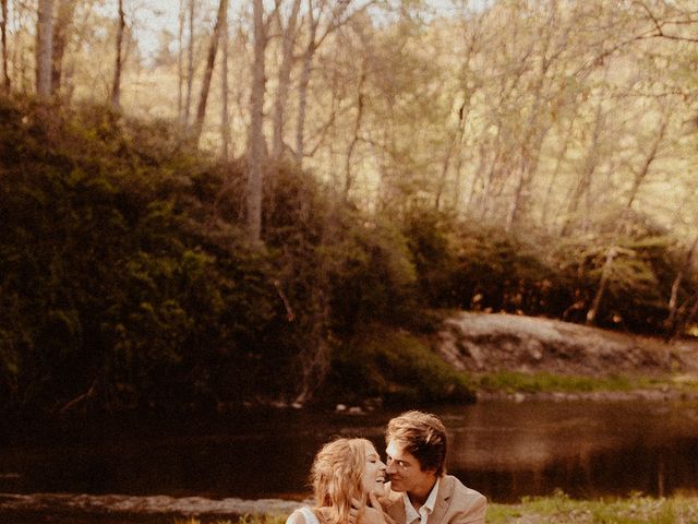 Layne and Hunter&apos;s Wedding in Mount Airy, North Carolina 92