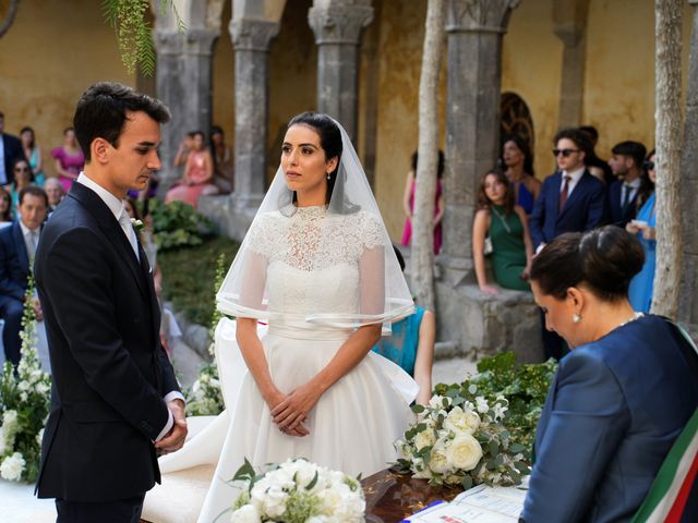 Mariacristina and Fabio&apos;s Wedding in Salerno, Italy 31