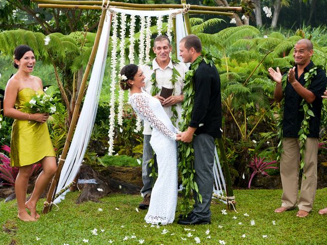 Kai and Mary&apos;s Wedding in Kailua Kona, Hawaii 15
