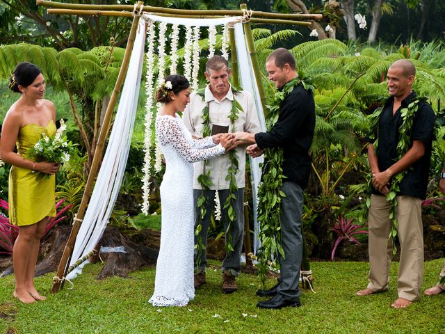 Kai and Mary&apos;s Wedding in Kailua Kona, Hawaii 17