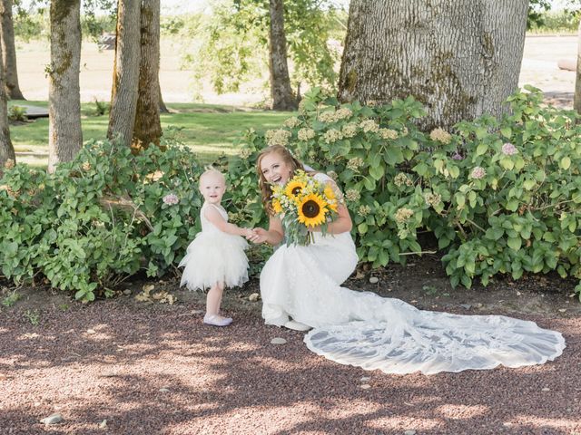 Taylor and Taylor&apos;s Wedding in Canby, Oregon 26