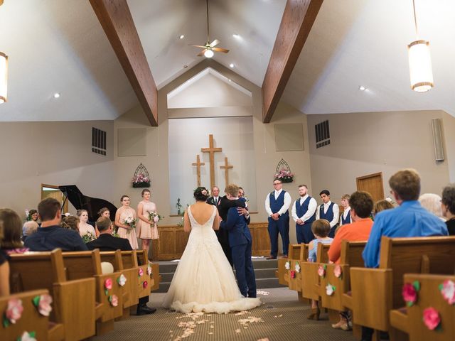 Alicia and Brady&apos;s Wedding in Pella, Iowa 11