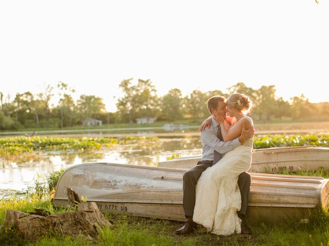 Laura and Pete&apos;s Wedding in Woodstock, Ohio 12