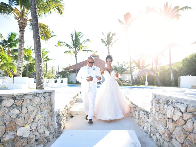 Chris and Greisy&apos;s Wedding in Punta Cana, Dominican Republic 27