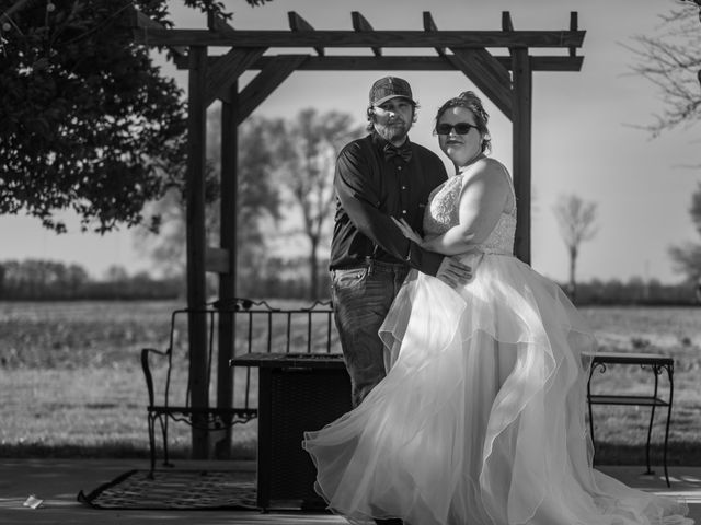 Josh and Shawna&apos;s Wedding in Granite City, Illinois 15