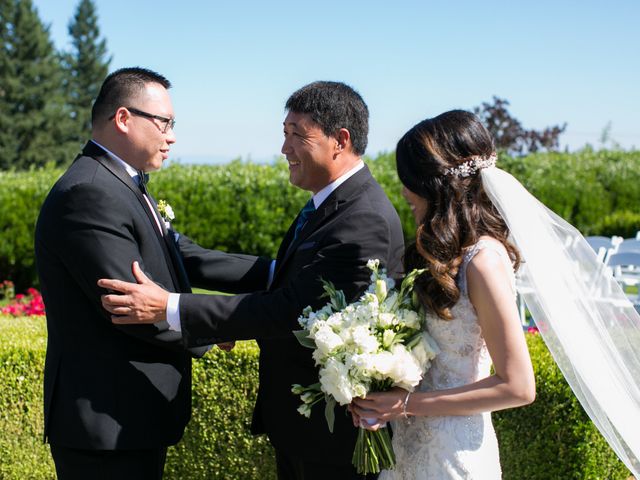 Trang and Anna&apos;s Wedding in Portland, Oregon 34