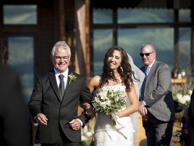 Margot and Drew&apos;s Wedding in Powell Butte, Oregon 7