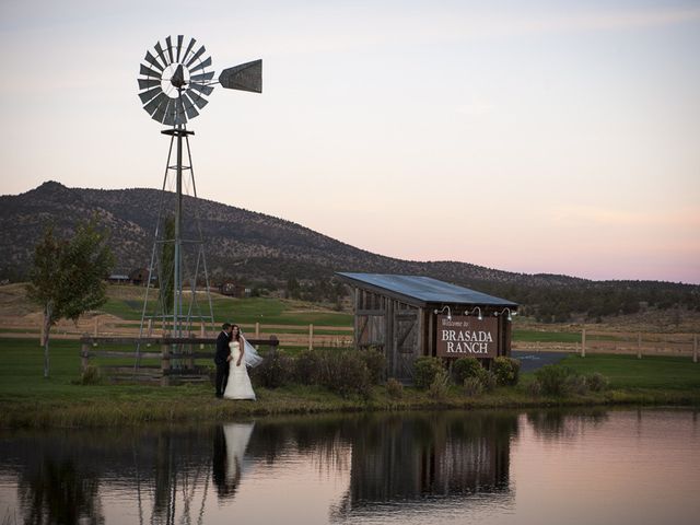 Margot and Drew&apos;s Wedding in Powell Butte, Oregon 21