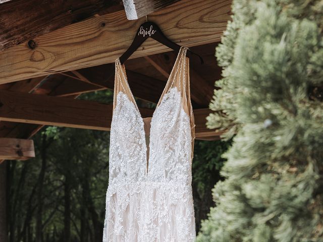 Julian and Deserie's Wedding in Kyle, Texas 33