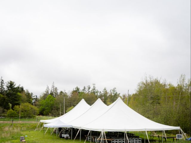 Maddie and Max&apos;s Wedding in Bar Harbor, Maine 16