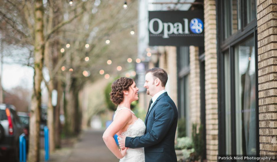 Caitlyn and Anthony's Wedding in Portland, Oregon