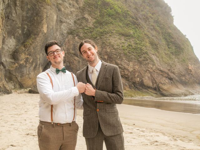 Cody and Rebecca&apos;s Wedding in Cannon Beach, Oregon 75