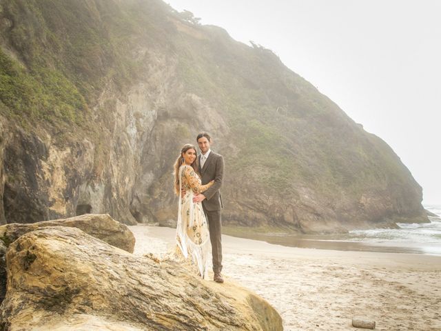 Cody and Rebecca&apos;s Wedding in Cannon Beach, Oregon 79