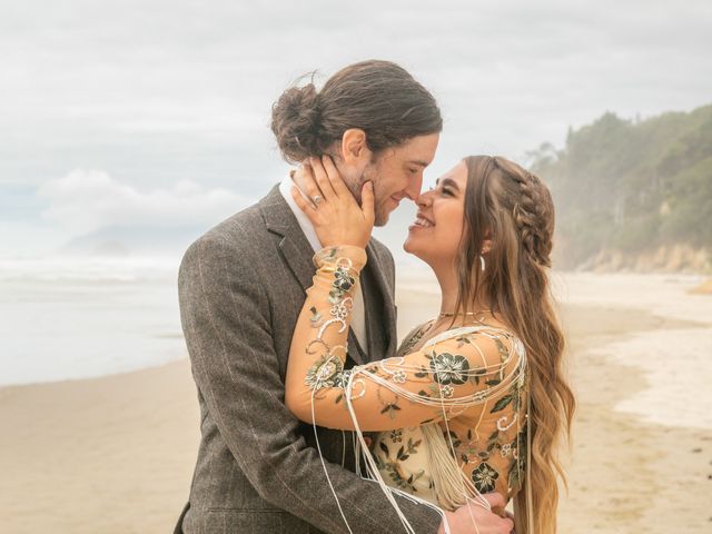 Cody and Rebecca&apos;s Wedding in Cannon Beach, Oregon 83
