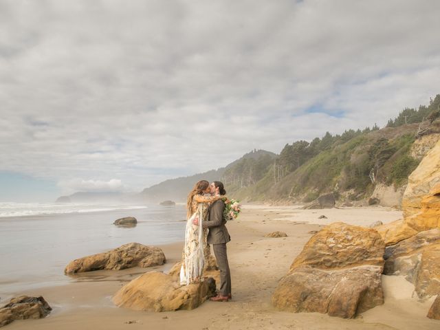Cody and Rebecca&apos;s Wedding in Cannon Beach, Oregon 96