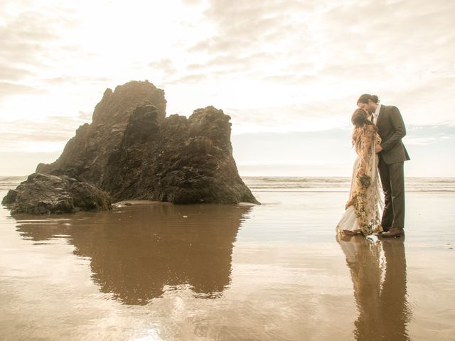 Cody and Rebecca&apos;s Wedding in Cannon Beach, Oregon 103