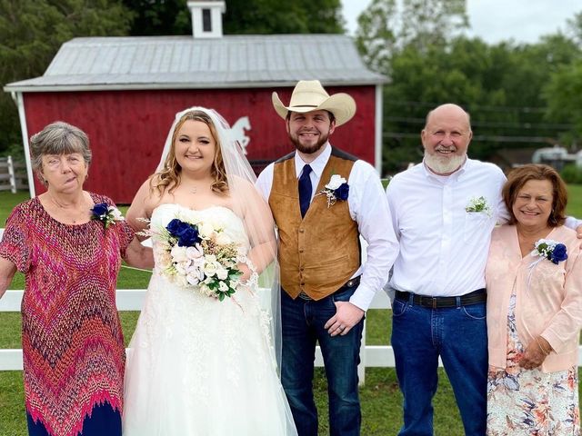 Michael and Danielle&apos;s Wedding in Erwin, Tennessee 8