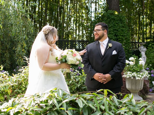 Kyle and Carisa&apos;s Wedding in Portland, Oregon 47