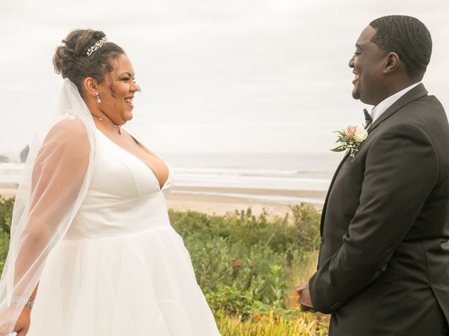 Isiah and Lillie&apos;s Wedding in Cannon Beach, Oregon 5