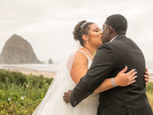 Isiah and Lillie&apos;s Wedding in Cannon Beach, Oregon 7