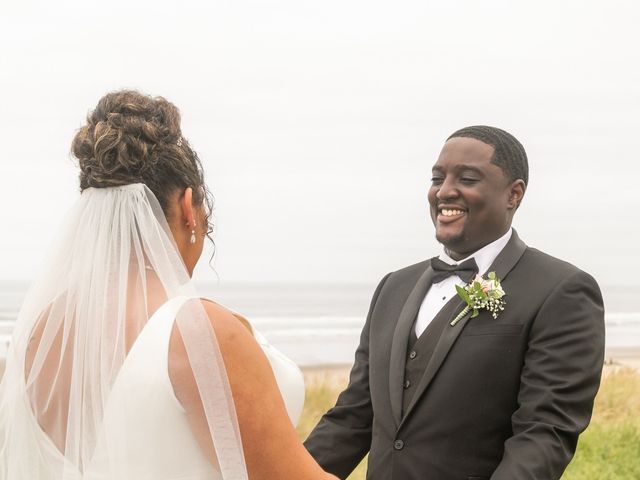 Isiah and Lillie&apos;s Wedding in Cannon Beach, Oregon 10
