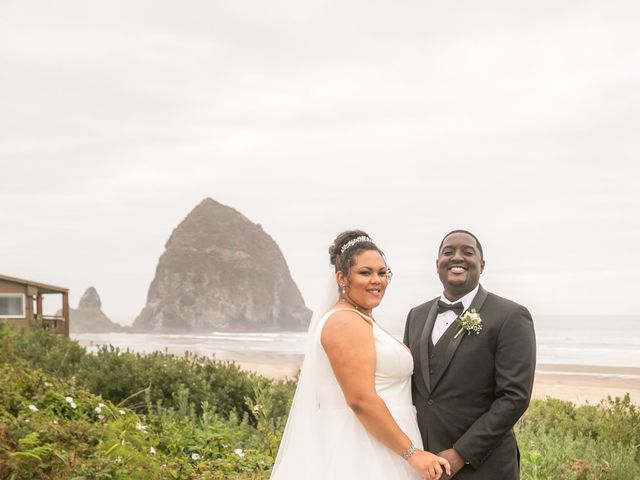 Isiah and Lillie&apos;s Wedding in Cannon Beach, Oregon 12