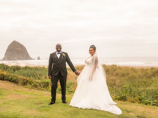 Isiah and Lillie&apos;s Wedding in Cannon Beach, Oregon 18