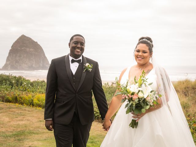 Isiah and Lillie&apos;s Wedding in Cannon Beach, Oregon 24