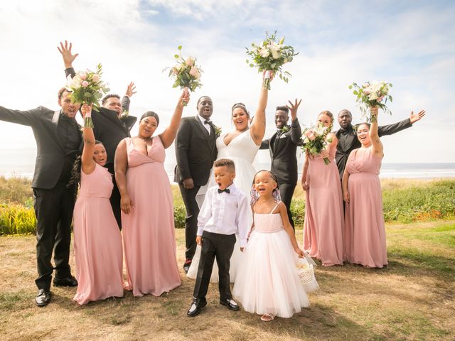 Isiah and Lillie&apos;s Wedding in Cannon Beach, Oregon 38