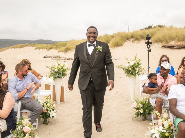 Isiah and Lillie&apos;s Wedding in Cannon Beach, Oregon 43