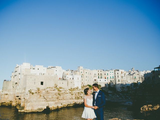 Giancarlo and Chiva&apos;s Wedding in Naples, Italy 9