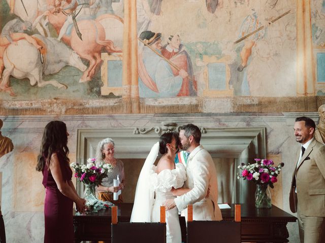 Michael and Olivia's Wedding in Tuscany, Italy 23