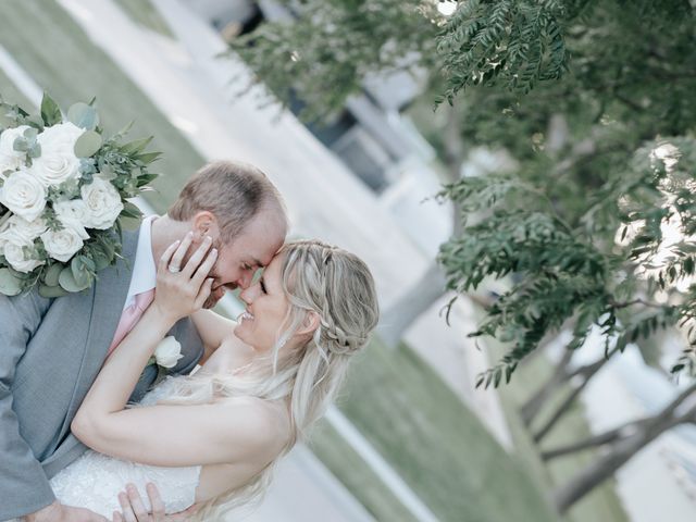 Andy and Jessica&apos;s Wedding in Omaha, Nebraska 8