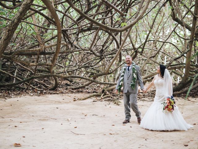 Jonathan and Mona&apos;s Wedding in Kaneohe, Hawaii 3