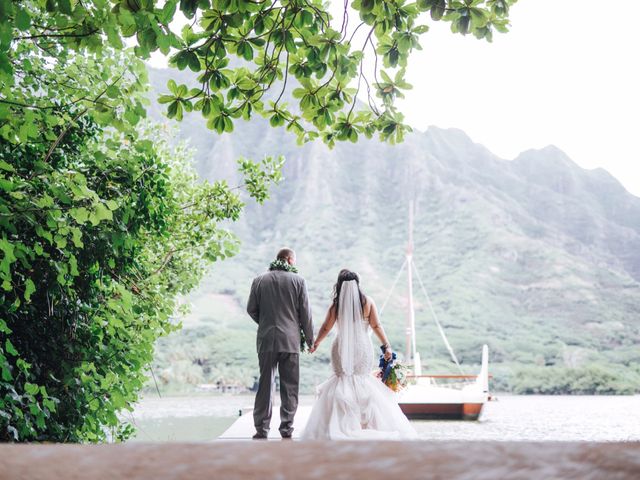 Jonathan and Mona&apos;s Wedding in Kaneohe, Hawaii 4