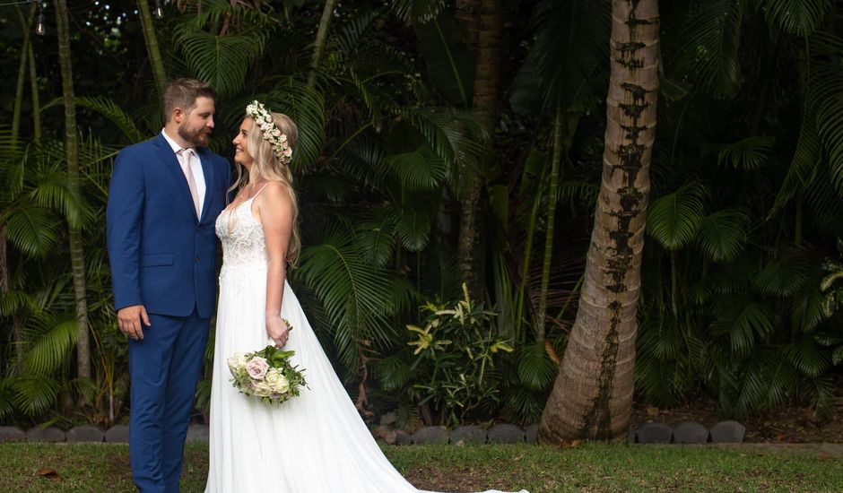Robert and Stephanie's Wedding in Hauula, Hawaii