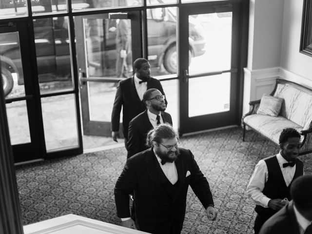 Kierra Savage and Robert&apos;s Wedding in Detroit, Michigan 4