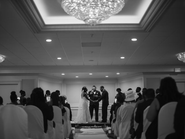 Kierra Savage and Robert&apos;s Wedding in Detroit, Michigan 8