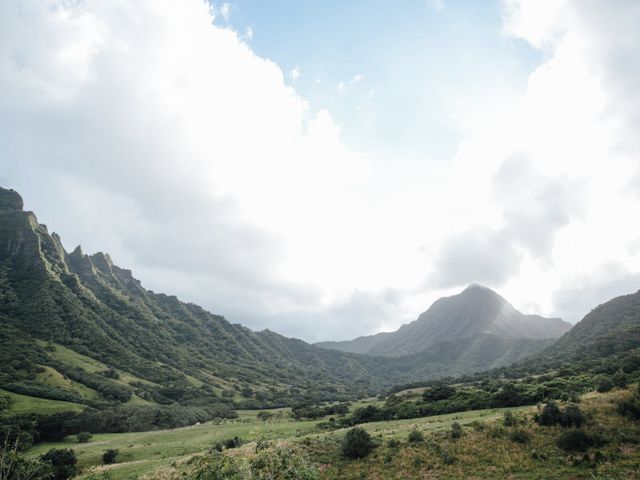 Zeke and Kimberley&apos;s Wedding in Kaneohe, Hawaii 15