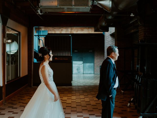 Robert and Ying&apos;s Wedding in Minneapolis, Minnesota 15